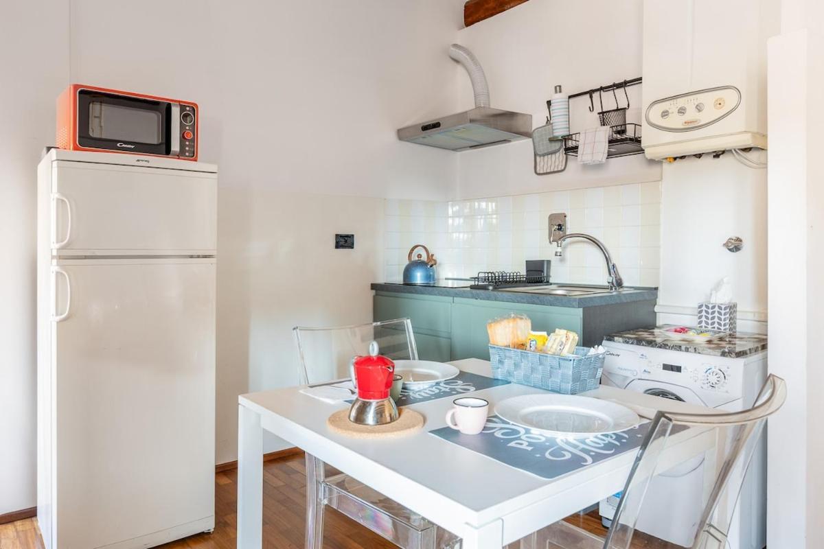 Appartamento Monolocale Sui Tetti Di Bologna - Via Indipendenza Esterno foto