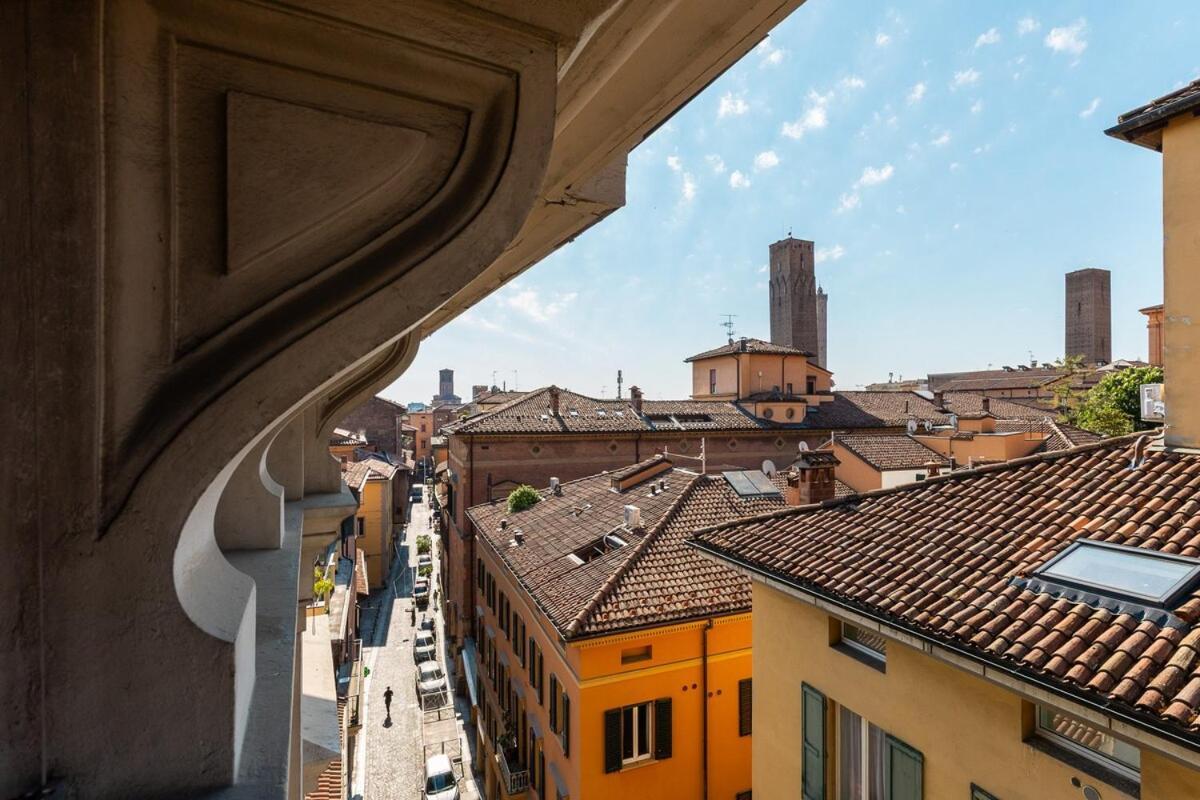 Appartamento Monolocale Sui Tetti Di Bologna - Via Indipendenza Esterno foto