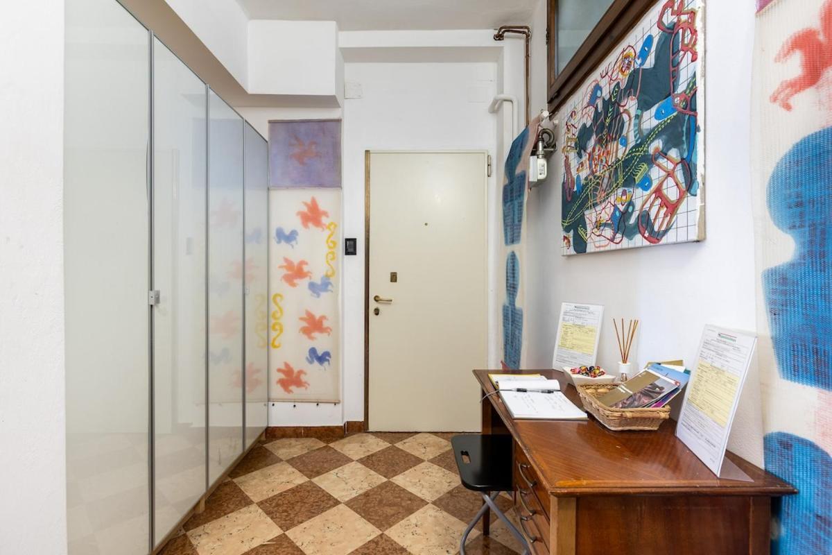 Appartamento Monolocale Sui Tetti Di Bologna - Via Indipendenza Esterno foto